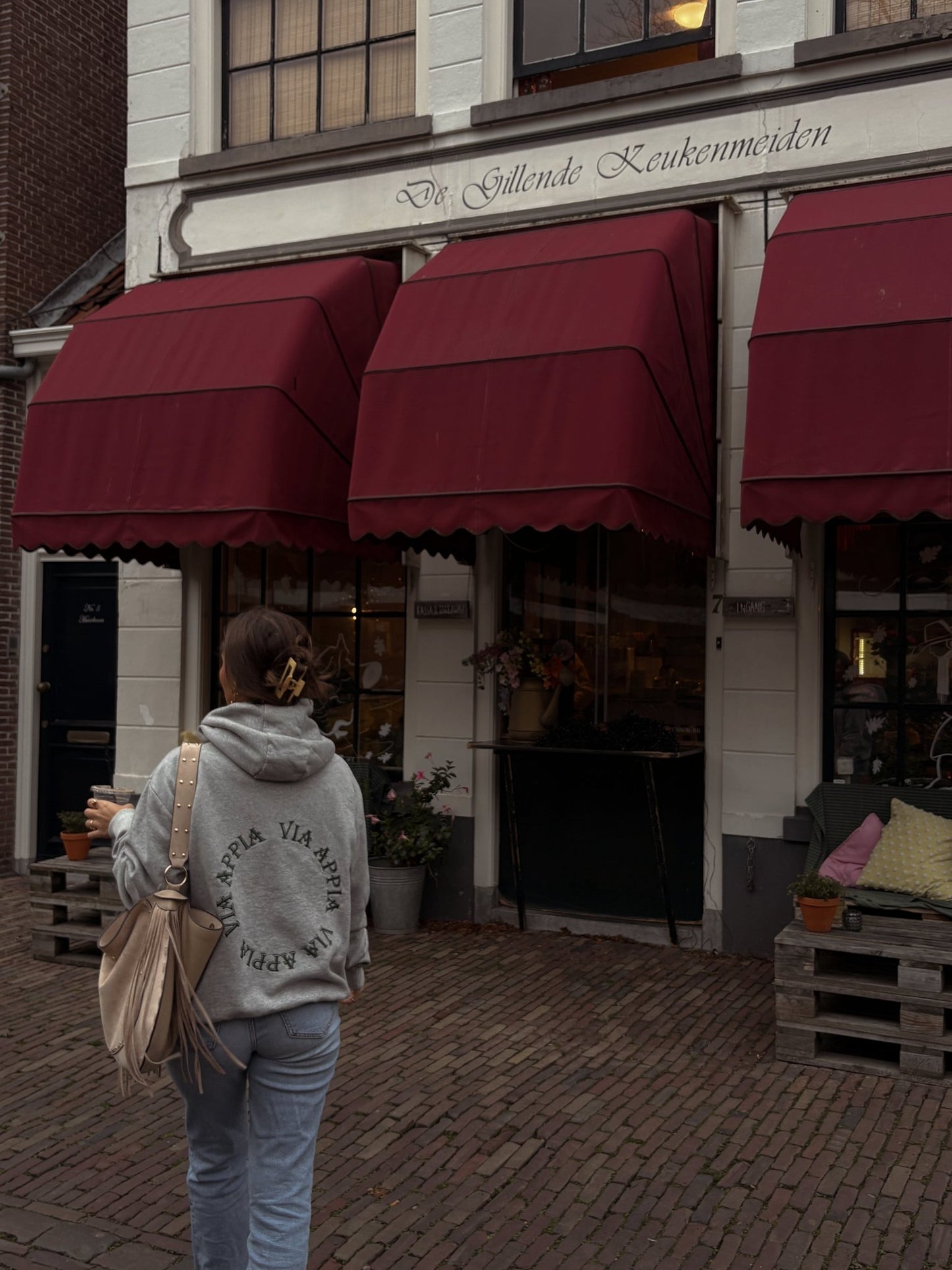 Around the world grey - Via Appia 92