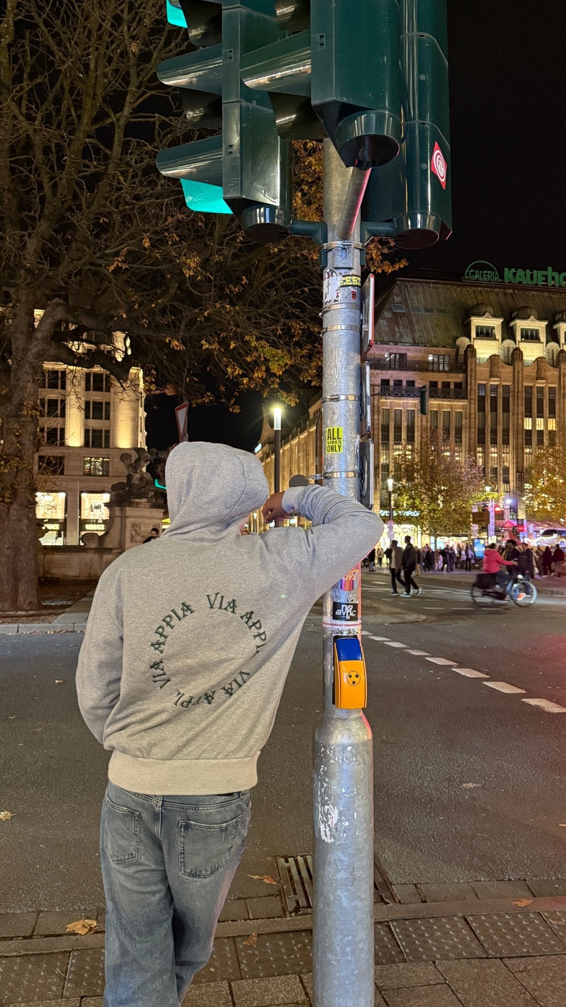 Around the world grey - Via Appia 92